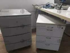 1#8705 Arredo ufficio e materiale elettronico