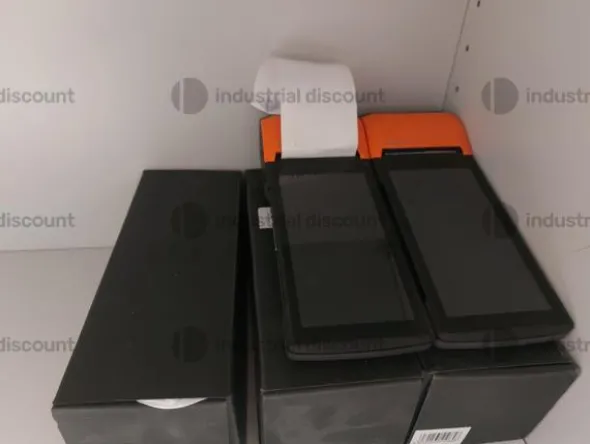 1#8705 Arredo ufficio e materiale elettronico