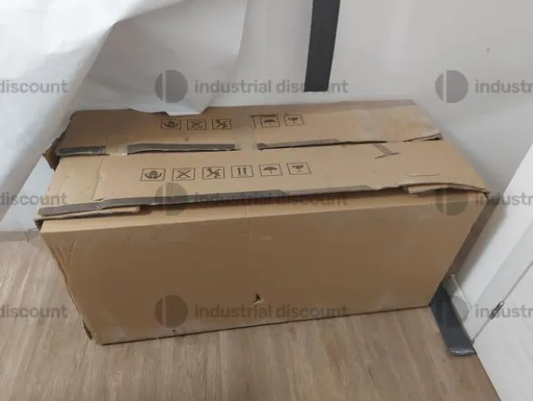 1#8705 Arredo ufficio e materiale elettronico