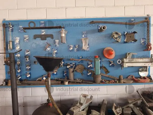 3#9630 Arredo uffici per officina e accettazione officina