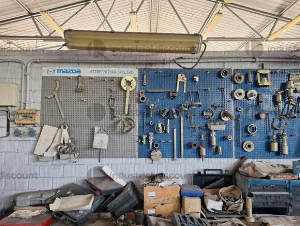 3#9630 Arredo uffici per officina e accettazione officina