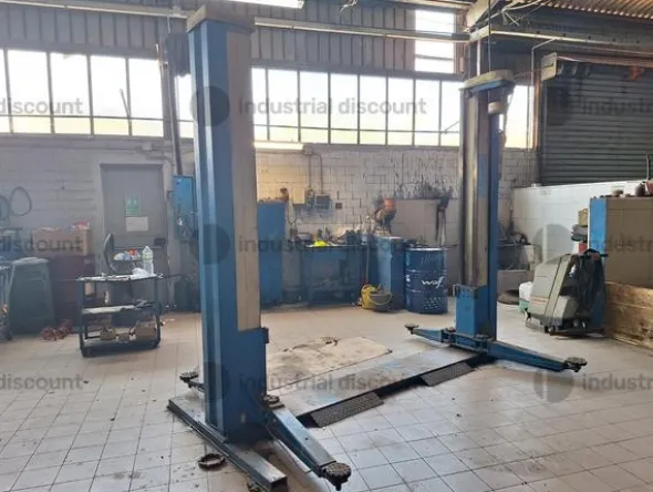 3#9630 Arredo uffici per officina e accettazione officina