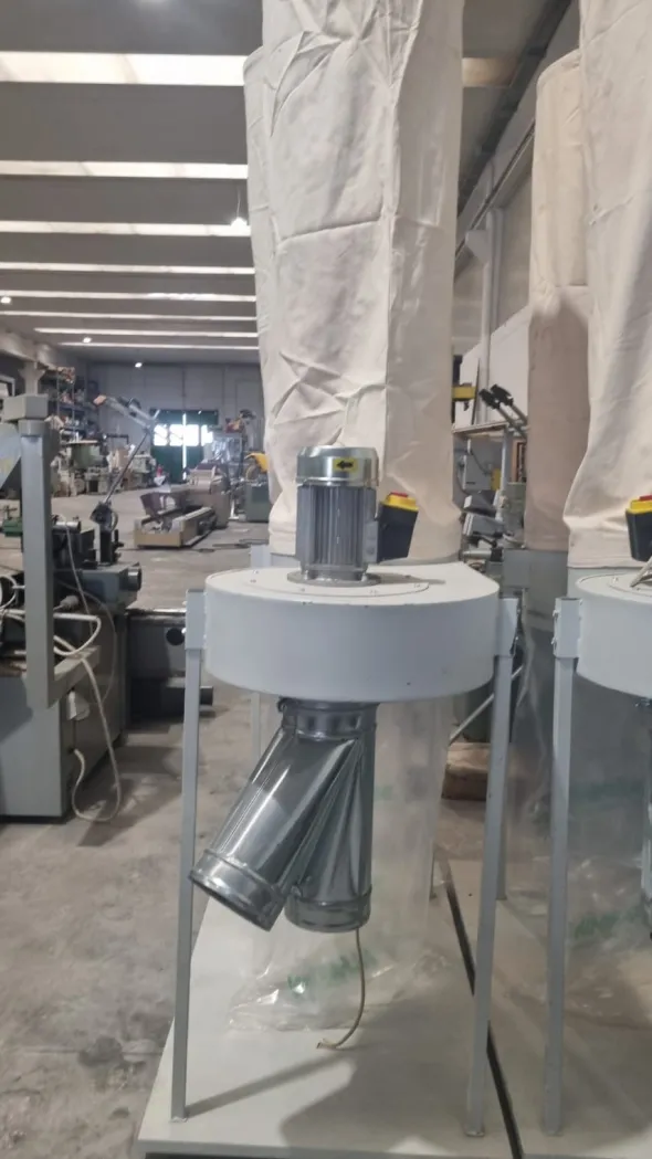 Aspiratore carrellato a 2 sacchi Airmec 25