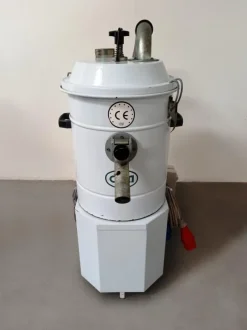 ASPIRATORE INDUSTRIALE PER POLVERI – CFM 3151T (ASP-55)