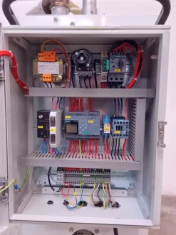 ASPIRATORE INDUSTRIALE POLVERI – NILFISK (MF-PR-ASP-75)