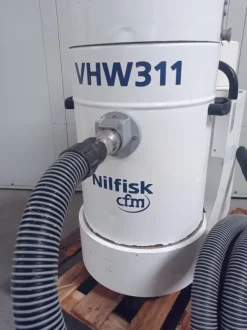ASPIRATORE INDUSTRIALE POLVERI – NILFISK (MF-PR-ASP-71)