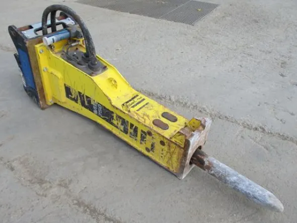 Atlas Copco MB 750