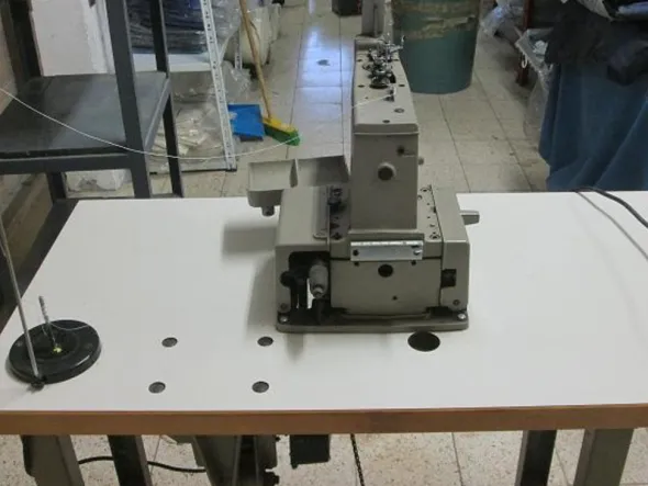 Attaccabottoni industriali