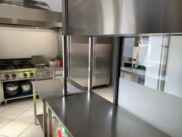 #24593 Attività di braceria macelleria gastronomia a Castellana Grotte (Bari)