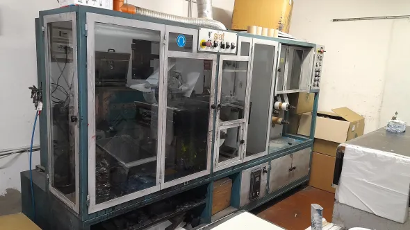 Attività specializzata nella stampa di nastri adesivi