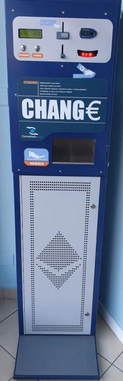 Attrezzatura completa per lavanderia self-service