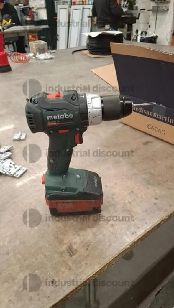 52#10047 Attrezzatura da cantiere