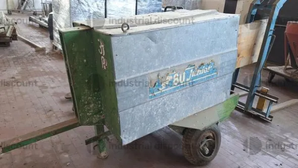33#9600 Attrezzatura da cantiere