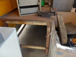 4#7728 Attrezzatura da edilizia e arredamento