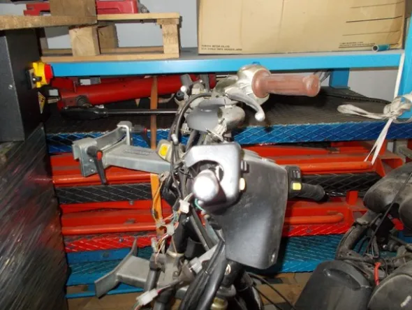 2#4144 Attrezzatura da officina