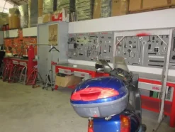 2#4144 Attrezzatura da officina