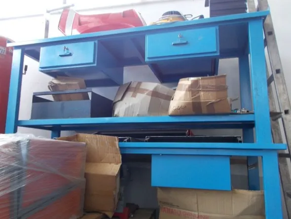 2#4144 Attrezzatura da officina