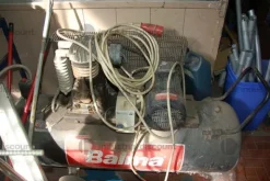 35#8738 Attrezzatura da officina e arredo da ufficio