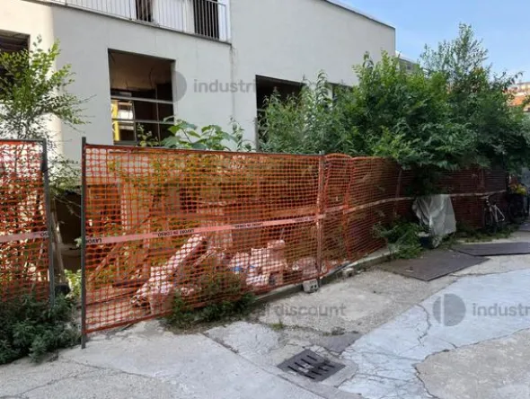 1#10147 Attrezzatura edile