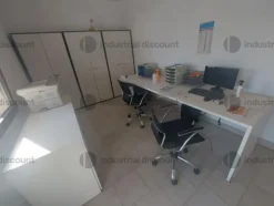1#8976 Attrezzatura e macchinari per stireria