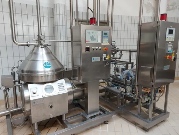 1#7332 Attrezzatura e macchinari per produzione latte