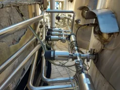 1#7332 Attrezzatura e macchinari per produzione latte