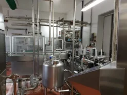 1#7332 Attrezzatura e macchinari per produzione latte