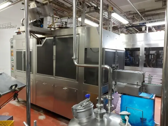 1#7332 Attrezzatura e macchinari per produzione latte