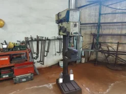 1#6944 Attrezzatura e materiale da officina
