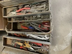 1#7824 Attrezzatura e materiale per impianti idraulici