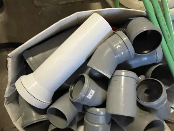1#7824 Attrezzatura e materiale per impianti idraulici