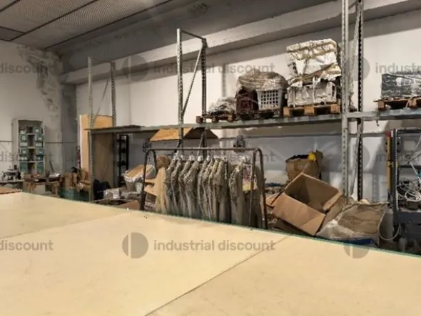 1#9958 Attrezzatura industriale per stireria