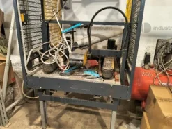 1#9958 Attrezzatura industriale per stireria