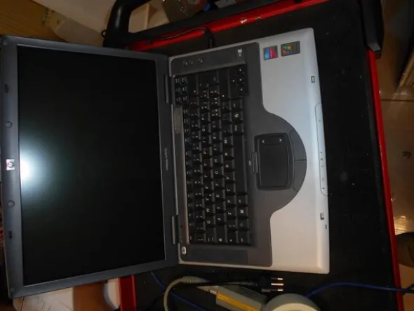 4#7585 Attrezzatura informatica