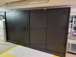 1#9468 Attrezzatura informatica e arredo ufficio