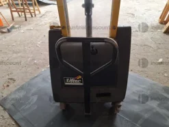 9#9460 Attrezzatura lavorazione lamiereAttrezzatura ufficio e magazzino Punzonatrice Lvd