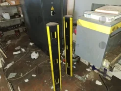 9#9460 Attrezzatura lavorazione lamiereAttrezzatura ufficio e magazzino Punzonatrice Lvd