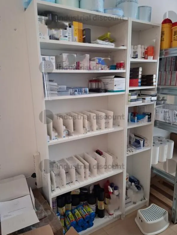 1#9147 Attrezzatura medica ed elettronica da ufficio