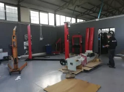 ATTREZZATURA OFFICINA GOMMISTA E REVISIONE AUTO