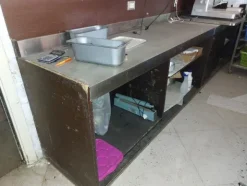 7#8270 Attrezzatura per bar e pasticceria