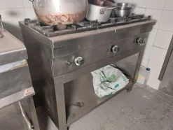 7#8062 Attrezzatura per cucina