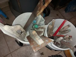 1#8212 Attrezzatura per edilizia e pulizia