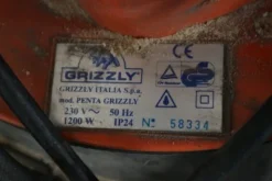 1#6816 Attrezzatura per falegnameria e arredi ufficio
