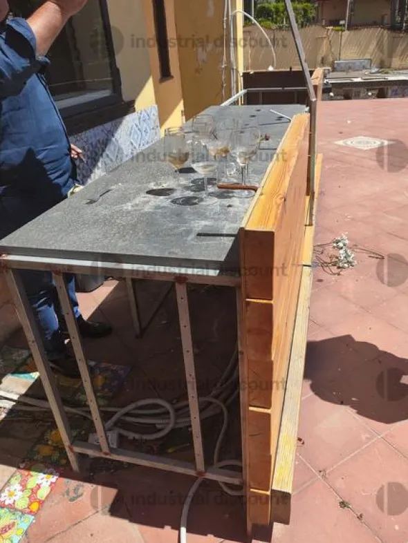 1#9952 Attrezzatura per la ristorazione
