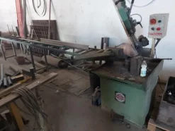 70#7778 Attrezzatura per officina