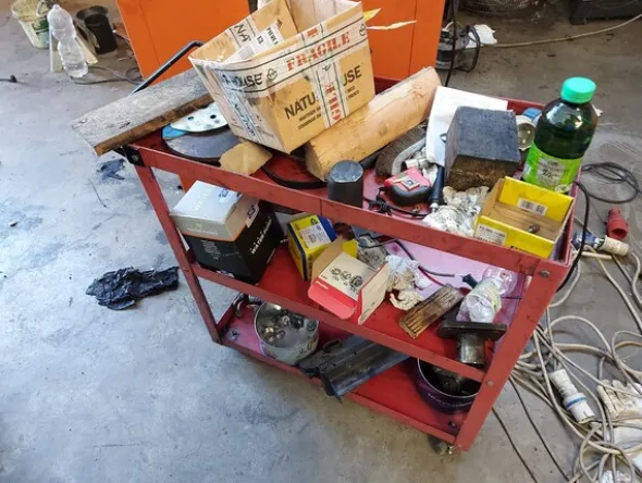 36#7918 Attrezzatura per officina meccanica e arredi uffici