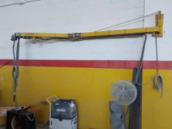 36#7918 Attrezzatura per officina meccanica e arredi uffici