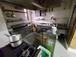 1#8306 Attrezzatura per ristorante pizzeria