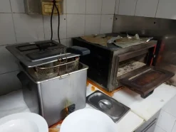 1#8306 Attrezzatura per ristorante pizzeria