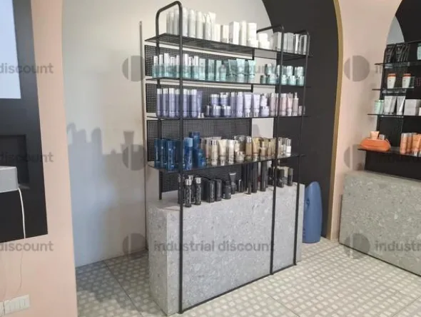 1#9728 Attrezzatura per salone parrucchiere ed estetica